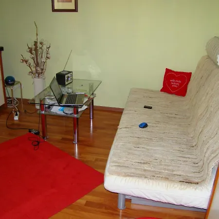 - Apartament Z 3 Niezaleznymi Pokojami *